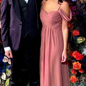 Formal Maxi Dress - Sweetheart Neckline, Off Shoulder